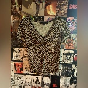 Short Sleeve Short Cheetah Print (XS)